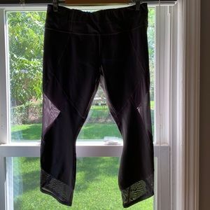 Athleta gray workout capris L